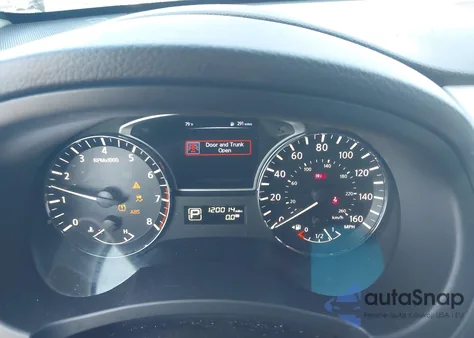 2015 Nissan Altima 2.5 S z USA, uszkodzony, nr VIN 1N4AL3AP3FC464504